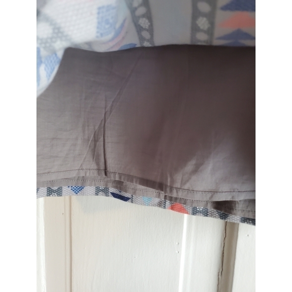 Hollister Geometric Aztec Print Mini Skirt - Picture 4 of 7